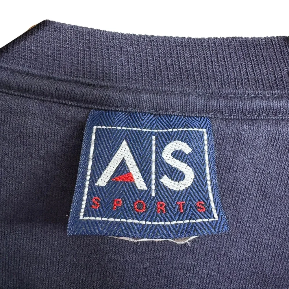 💙💛Vintage Navy and Yellow Michigan Wolverines Sweatshirt 💙💛 - Picture 4 of 10